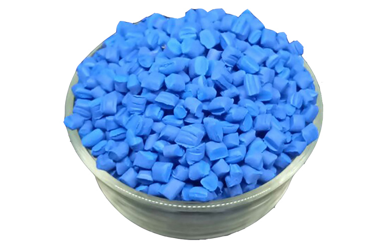 金塑顏是如何生產(chǎn)PC色母粒的？